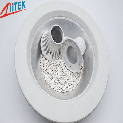 White Heat Conductive Plastic 1.8W Lighter Than Normal Aluminum Housing For LED Light Housing