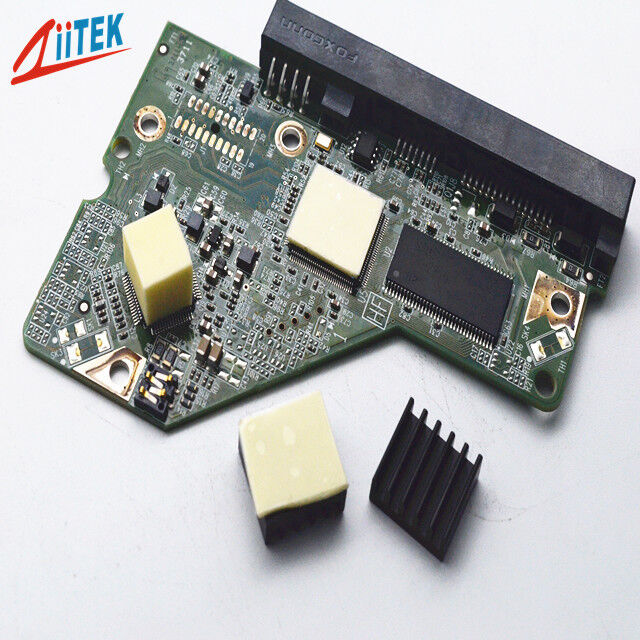 CPU Thermal Pad Silicone Based Thermal Interface Material With Flame Retardant And 2.9 Grams Per Cubic Centimeter Density